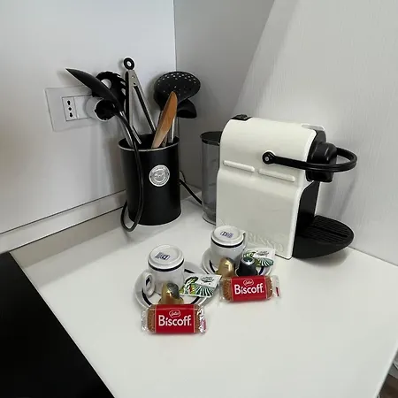 Elegante Bilocale Con Posto Auto Privato